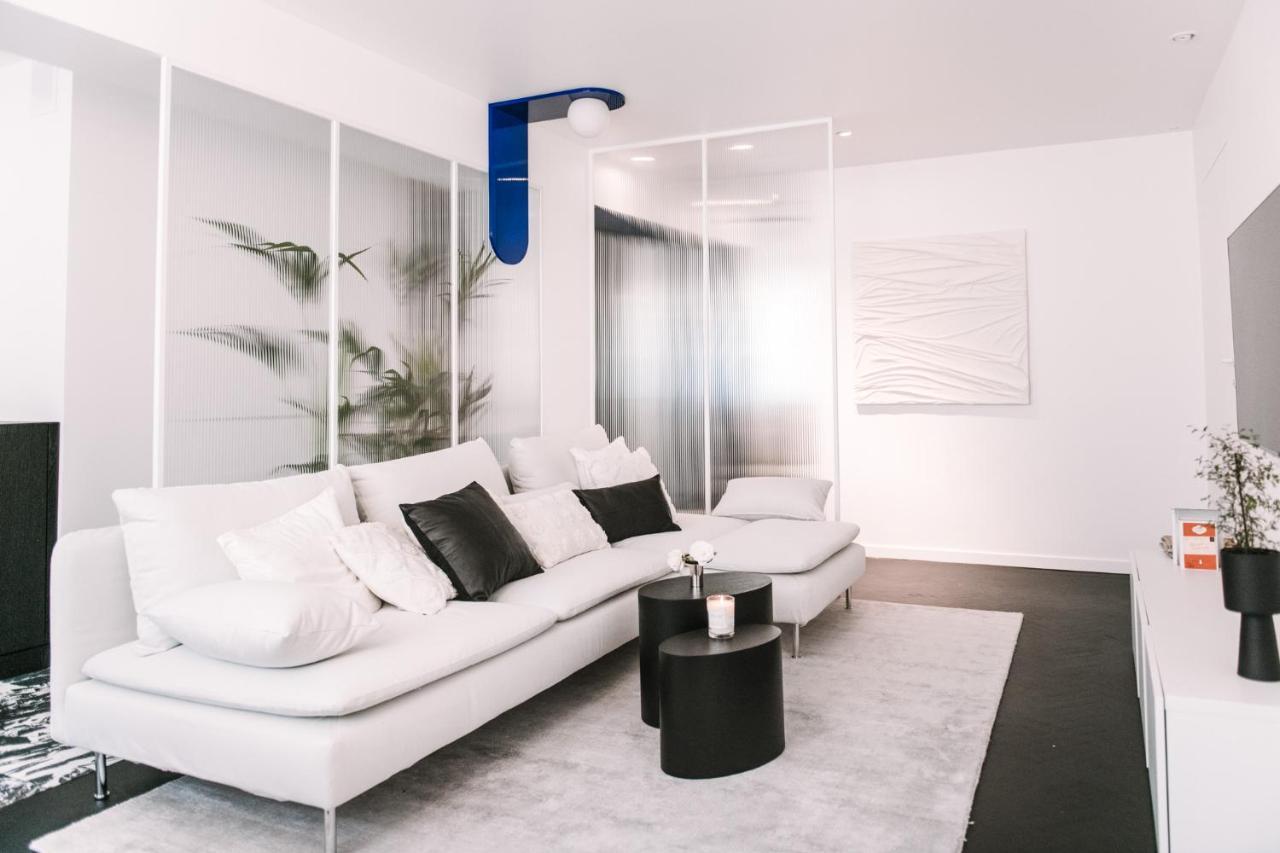 Pastel Blue Silesian Place Apartments 卡托维兹 外观 照片