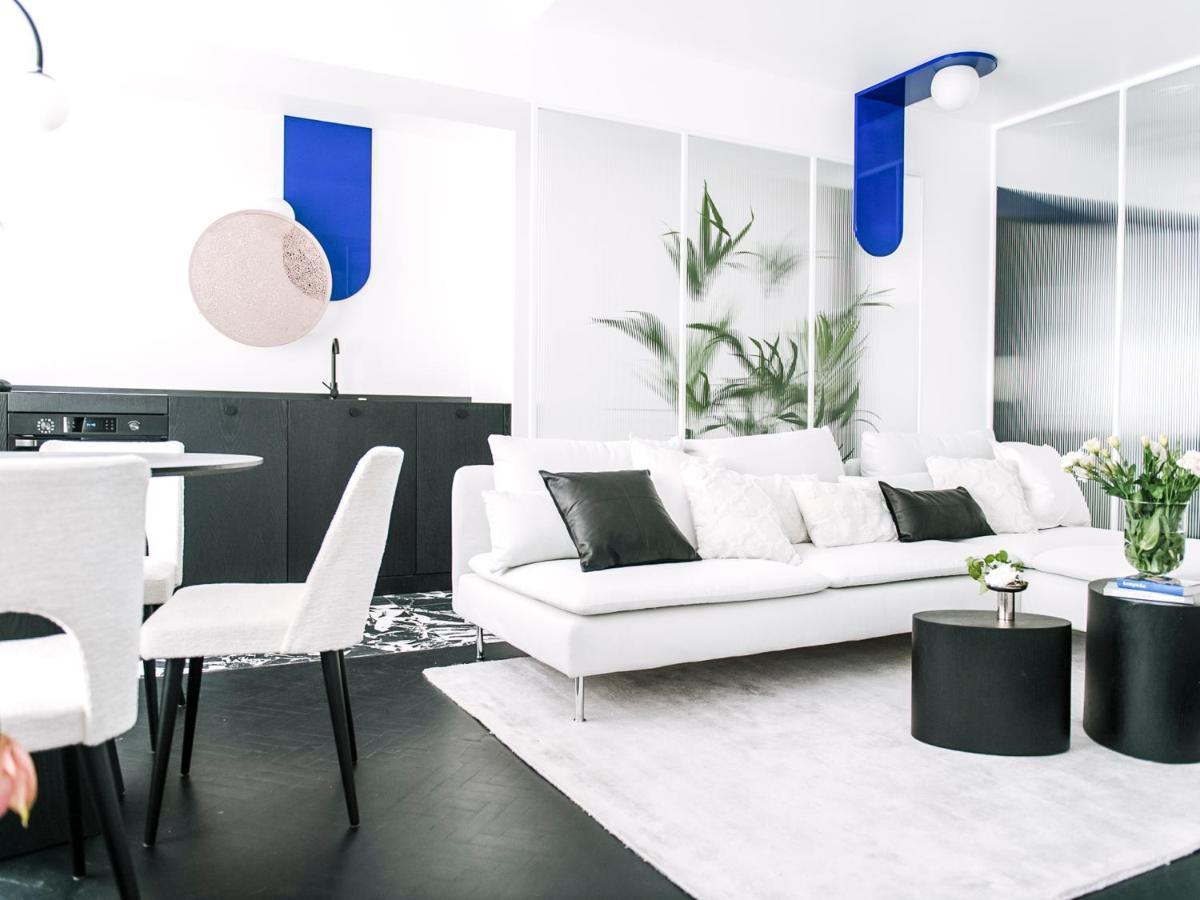 Pastel Blue Silesian Place Apartments 卡托维兹 外观 照片