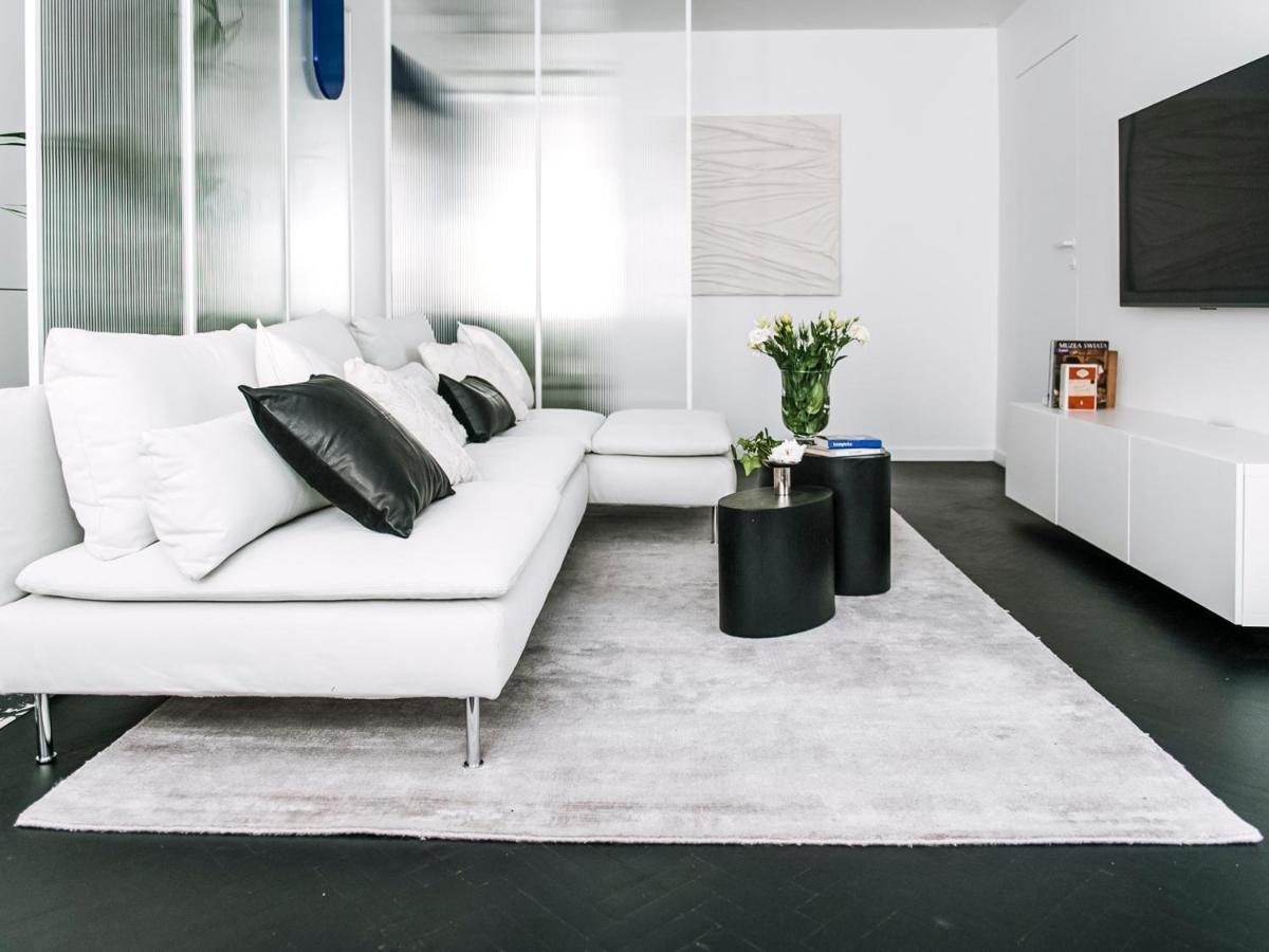 Pastel Blue Silesian Place Apartments 卡托维兹 外观 照片