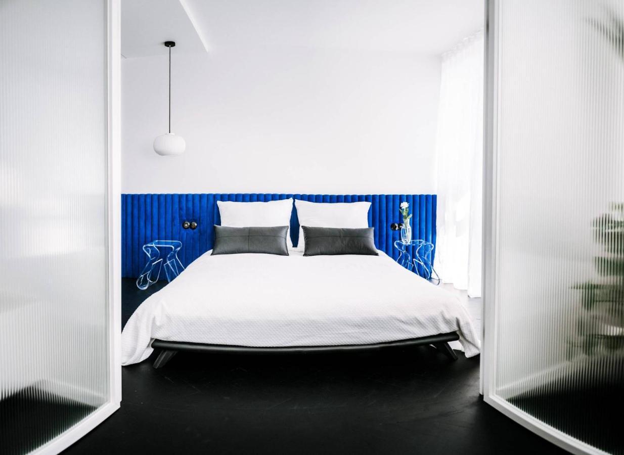 Pastel Blue Silesian Place Apartments 卡托维兹 外观 照片